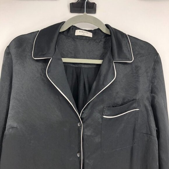 Aritzia Babaton Black Satin Venturi Button up Long Sleeve Blouse M - Picture 5 of 16